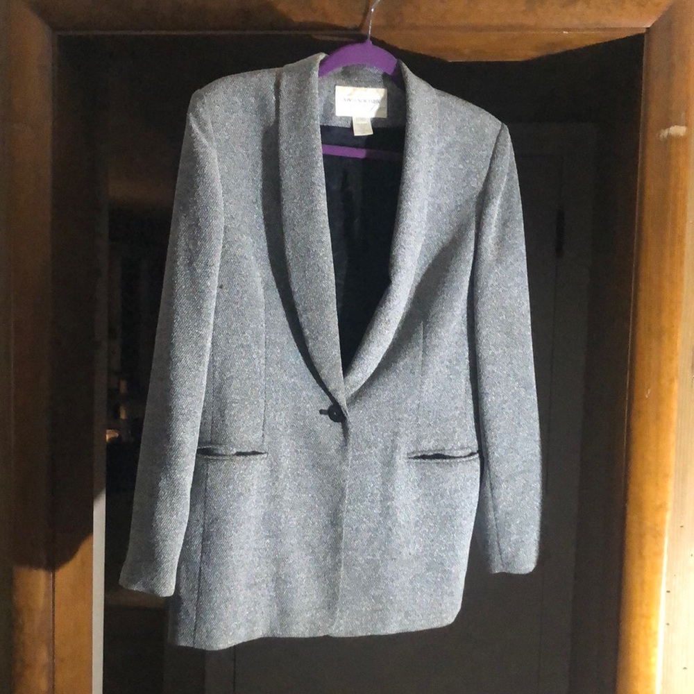 Black and grey jacket. Size 12. Jones New York